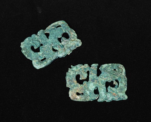 Lot 12 - A pair of bronze belt ornaments, northern China, circa 4th century BC