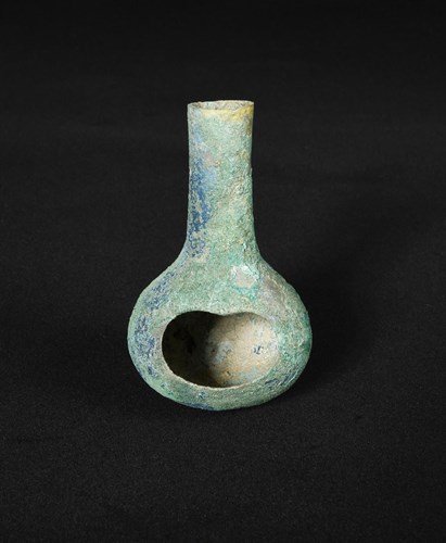 Lot 19 - A bronze musical instrument Shen, Yunnan, Dian culture, circa 2nd to 1st century BC
