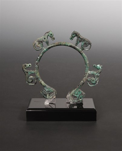 Lot 7 - A Bronze steppes art ornament, c.6th-5th century BC