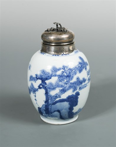 Lot 156 - A Kangxi silver topped and mounted ovoid blue and white jar