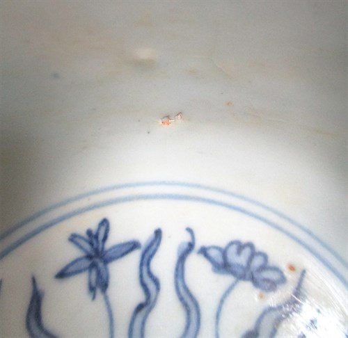 Lot 61 - A pair of blue and white provincial Ming bowls