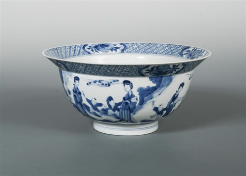 Lot 173 - A Kangxi bowl