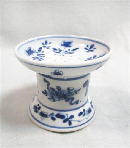 Lot 225 - A Kangxi Sander
