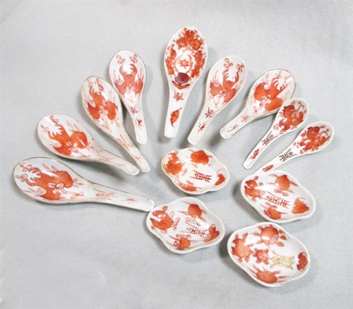 Lot 261 - A 19th century set of iron red spoons and four...