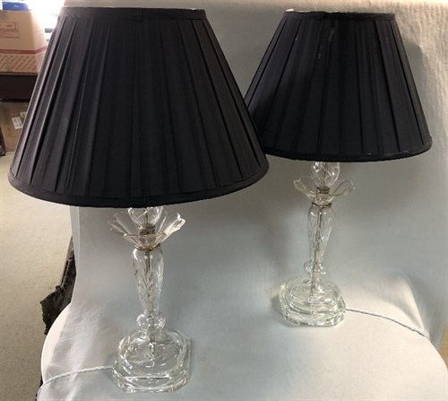 Lot 199 - A pair of cut glass table lamps