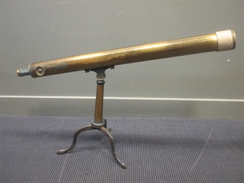 Lot 134 - Broadhurst Clarkson & Co, a brass star gazer...