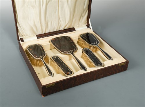 Lot 305 - A silver and tortoiseshell dressing table set,...