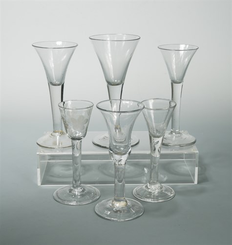 Lot 74 - A George III wine or cordial glass
