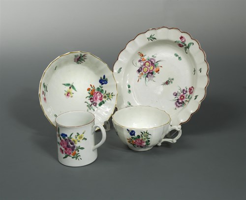 Lot 5 - A Worcester plate, circa 1765