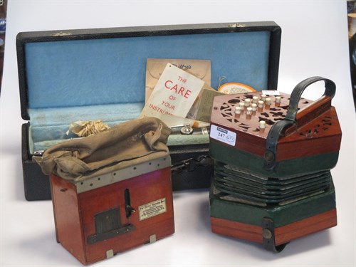Lot 247 - A Victorian concertina with label 'Lachenal &...