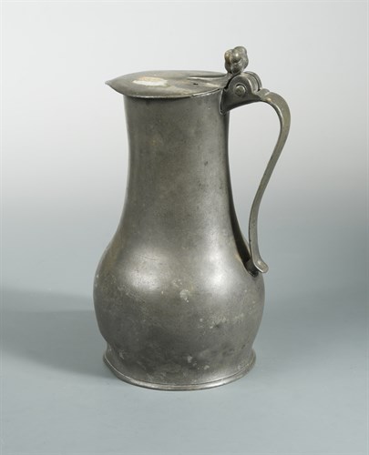 Lot 381 - A rare John de St Croix Jersey pewter lidded measure