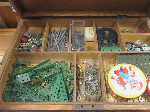 Lot 219 - Five boxes of Meccano and related ephemera,...