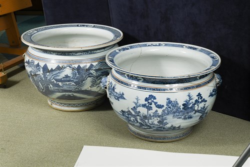 Lot 62 - A near pair of large 19th century Chinese blue and white jardinieres