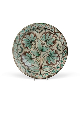 Lot 47 - A 17th/early 18th century pottery bowl, probably Spanish