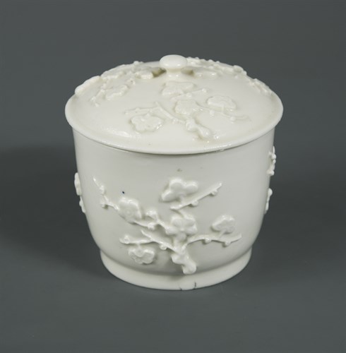Lot 22 - A Saint-Cloud blanc de chine sucrier and cover, circa 1730
