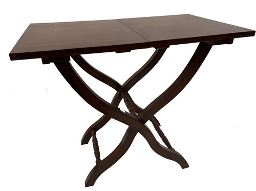Lot 7 - A reproduction mahogany coaching table, with...