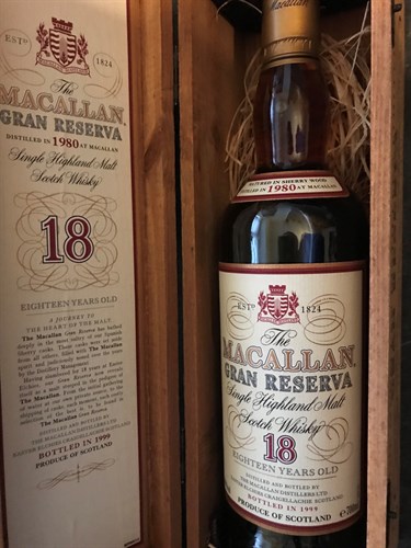 Lot 279 - The Macallan Gran Reserva single malt whisky...