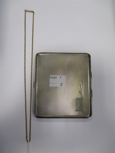 Lot 348A - A rope chain stamped '9c' 3.9g together with a...