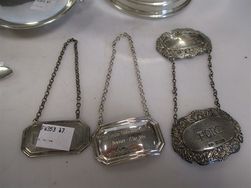 Lot 354 - A collection of silverware including four...