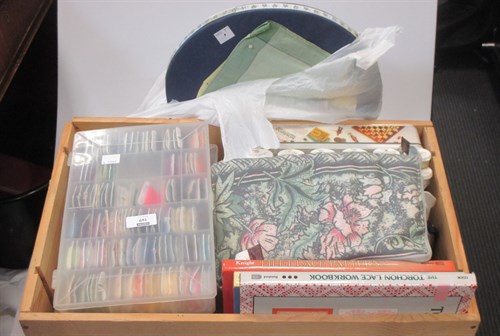 Lot 169 - A large collection of lace making bobbins and...