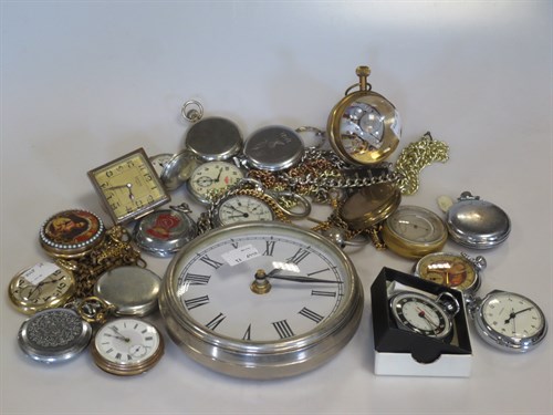 Lot 322 - A large collection of base metal pocket...