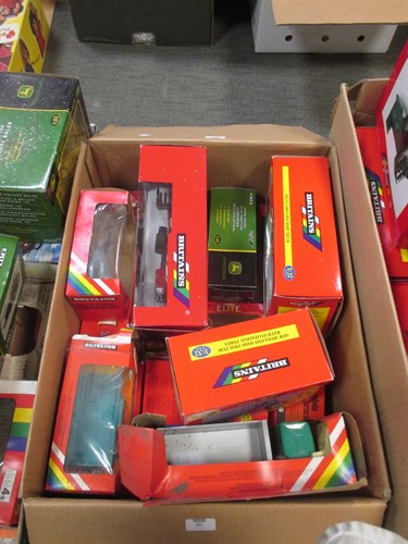 Lot 201 - Britains model farm vehicles in boxes, 1:32...
