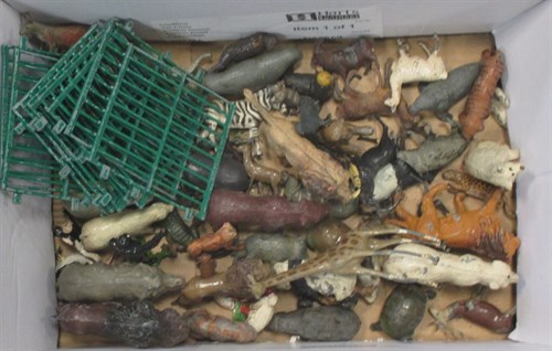 Lot 183 - A collection of mainly Britains painted lead...