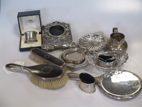 Lot 361 - A collection of silverware including flatware,...