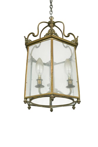 Lot 619 - A 18th century style hexagonal brass framed hall lantern