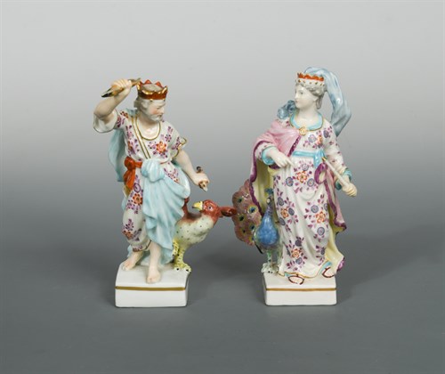 Lot 24 - A pair of Derby figures of Juno and Jupiter, circa 1780