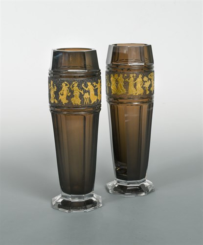 Lot 11 - A pair of Moser glass vases