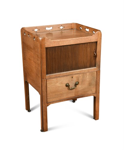 Lot 622 - A George III mahogany night table, with a fret...