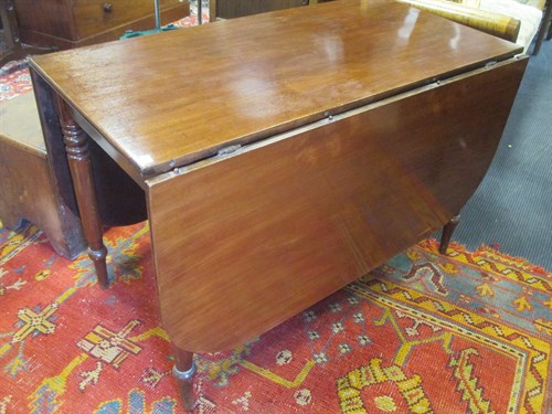 Lot 544 - A Victorian mahogany drop flap dining table,...