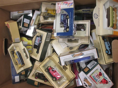Lot 103 - A collection of mainly Lledo model vehicles