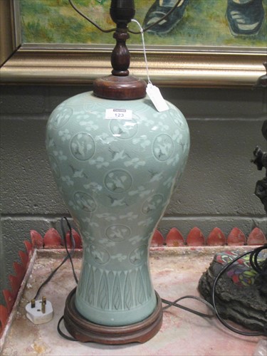 Lot 123 - A 20th century Chinese celadon vases as a lamp