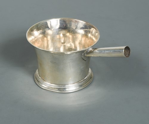 Lot 449 - A George II silver brandy pan