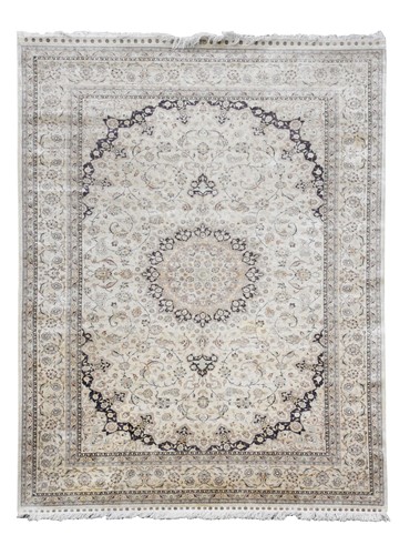 Lot 680 - A large 'Hereke' style silk carpet