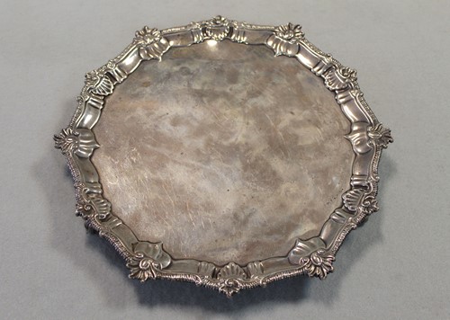 Lot 438 - A George II silver salver, by Ebenezer Coker