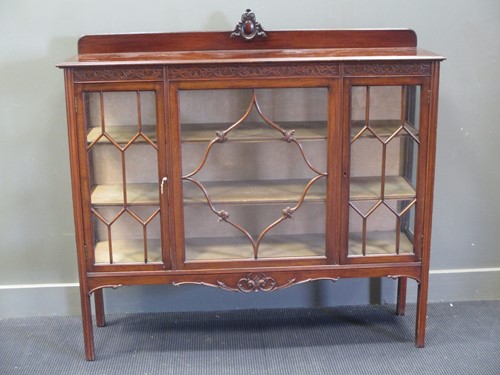 Lot 359 - A mahogany glazed display cabinet 116 x 138 x...