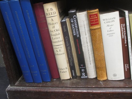 Lot 285 - Books, mainly bibliography and printing, 20th...