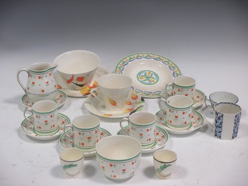 Lot 50 - A Wedgwood moonstone part dinner service, a...