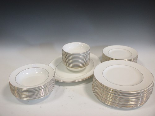 Lot 48 - A quantity of Wedgwood 'Signet gold' pattern...