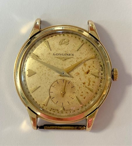 Lot 311 - Longines - A gentleman's 9ct gold watch head