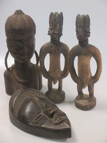 Lot 33 - An African carved wood tribal mask, 24cm high,...