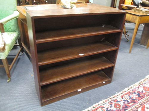 Lot 294 - A modern floor standing bookcase 91 x 92 x 24cm