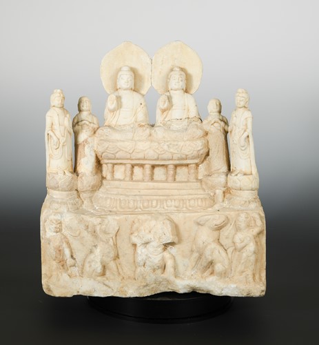 Lot 127 - A Chinese white marble double Bodhisattva group, with aureoles and four followers, in Sui/early Tang style