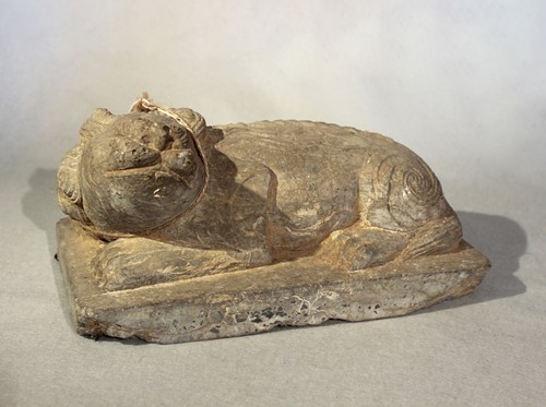 Lot 292 - A Chinese grey veined marble stone Fo dog, in Tang Dynasty style