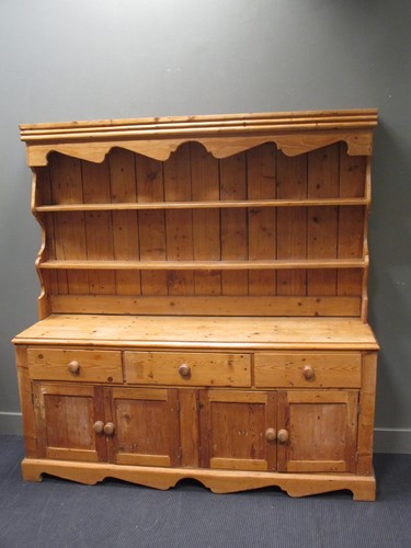 Lot 505 - A reproduction Victorian style pine dresser...