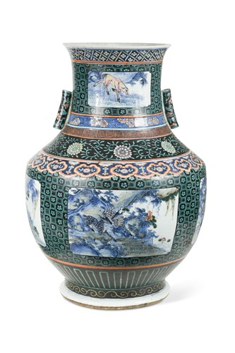 Lot 396 - A Chinese porcelain large underglaze blue Hu arrow vase, Qing Dynasty, 19th century