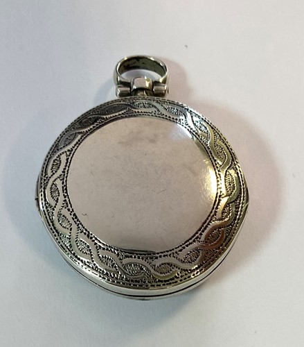 Lot 261 - A rare and unusual George III silver novelty vinaigrette by Samuel Pemberton